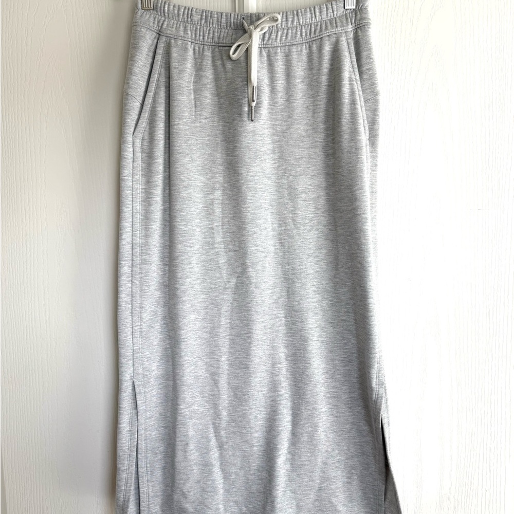 Lululemon Athletica Light Gray Maxi Skirt with Pockets